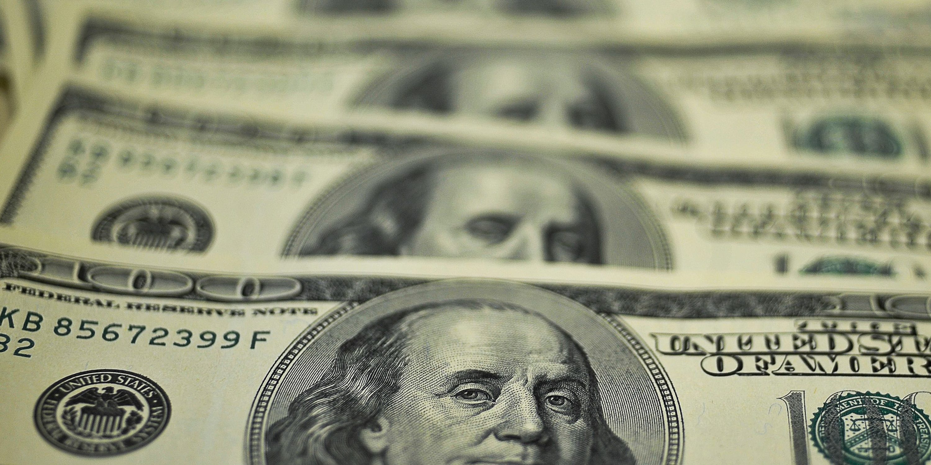 Dolar-Moeda estrangeira